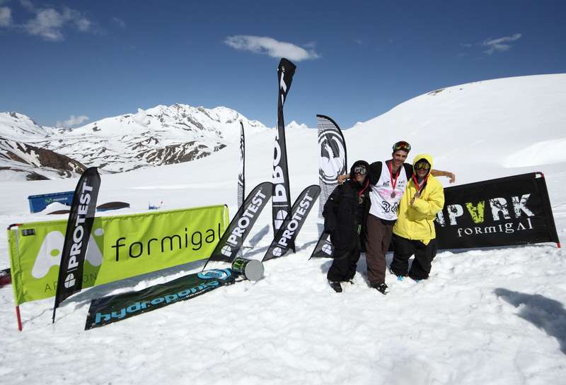 Éxito de Participación en los Campeonatos Navarros de Snow y Esquí Artístico